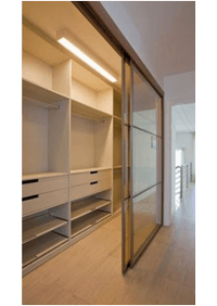 Линейная гардеробная комната с дверями купе Минусинск